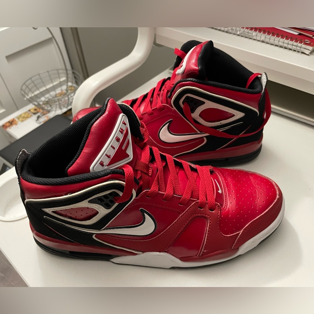 Nike Falcons
